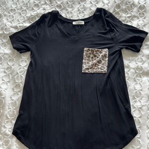 Zenana Outfitters Black Graphic Relaxed T-Shirt
